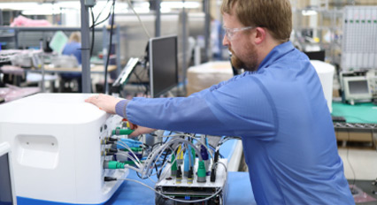 contract manufacturing thumb